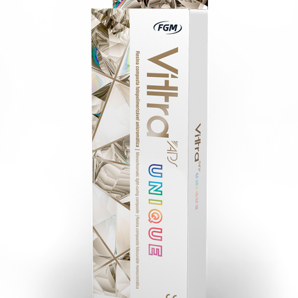Vittra APS Unique, Universal Shade - Syringe. Light-Cured, Chroma Composite